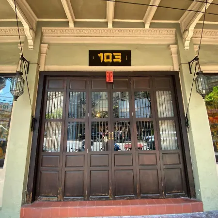 Hotel 103 - Bed And Brews
